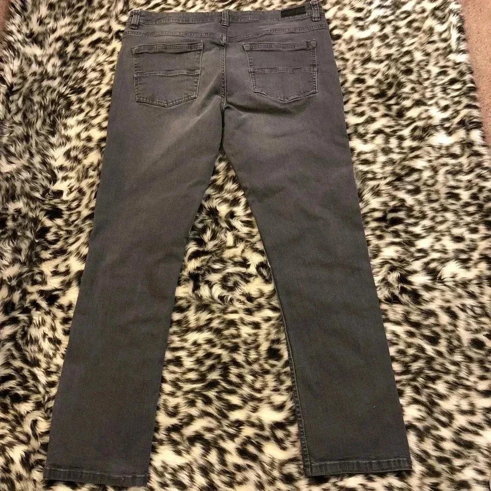 Kenneth Cole Better Cotton Initiatives New York Men Jeans Size 38/32